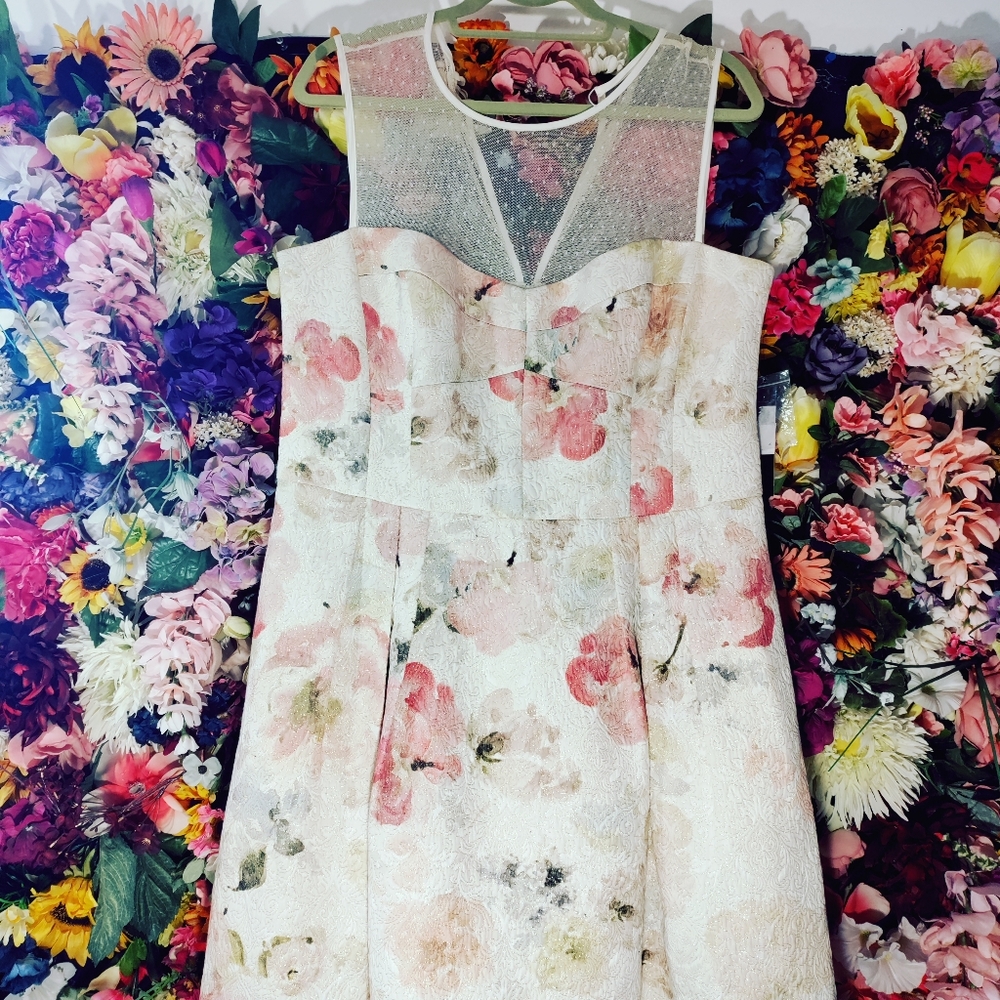SOLD Maggy London Floral Sparkly Party Dress - Picture 5 of 8
